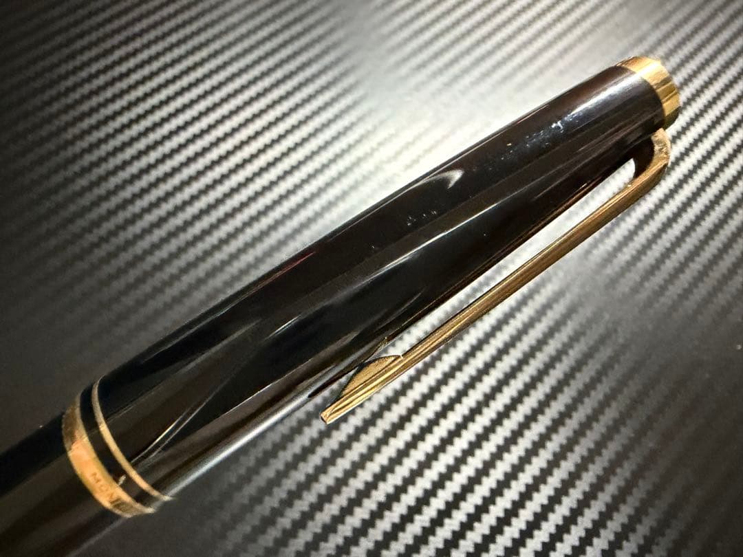 未使用に近い モンブラン No.221 ブラック F 細字 万年筆