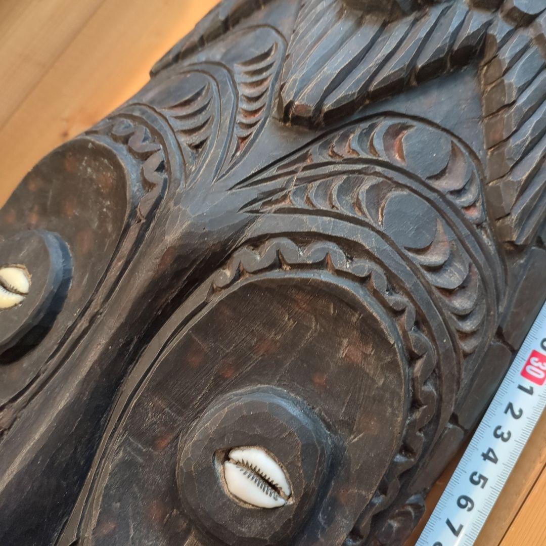 アンティーク　パプアニューギニアの木製マスク　長さ62センチ貝殻目