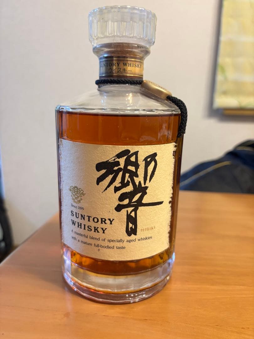 響 since1899 700ml 裏面ゴールドラベル　クリスタルキャップ箱無し