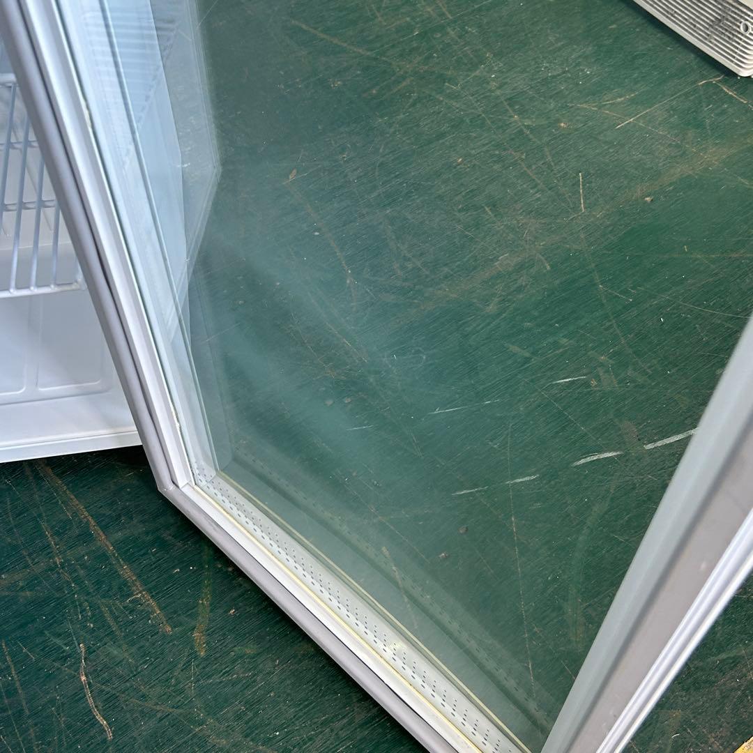 136業務用 冷蔵ショーケース オフィスコンビニ XW-105 左右開き 小型