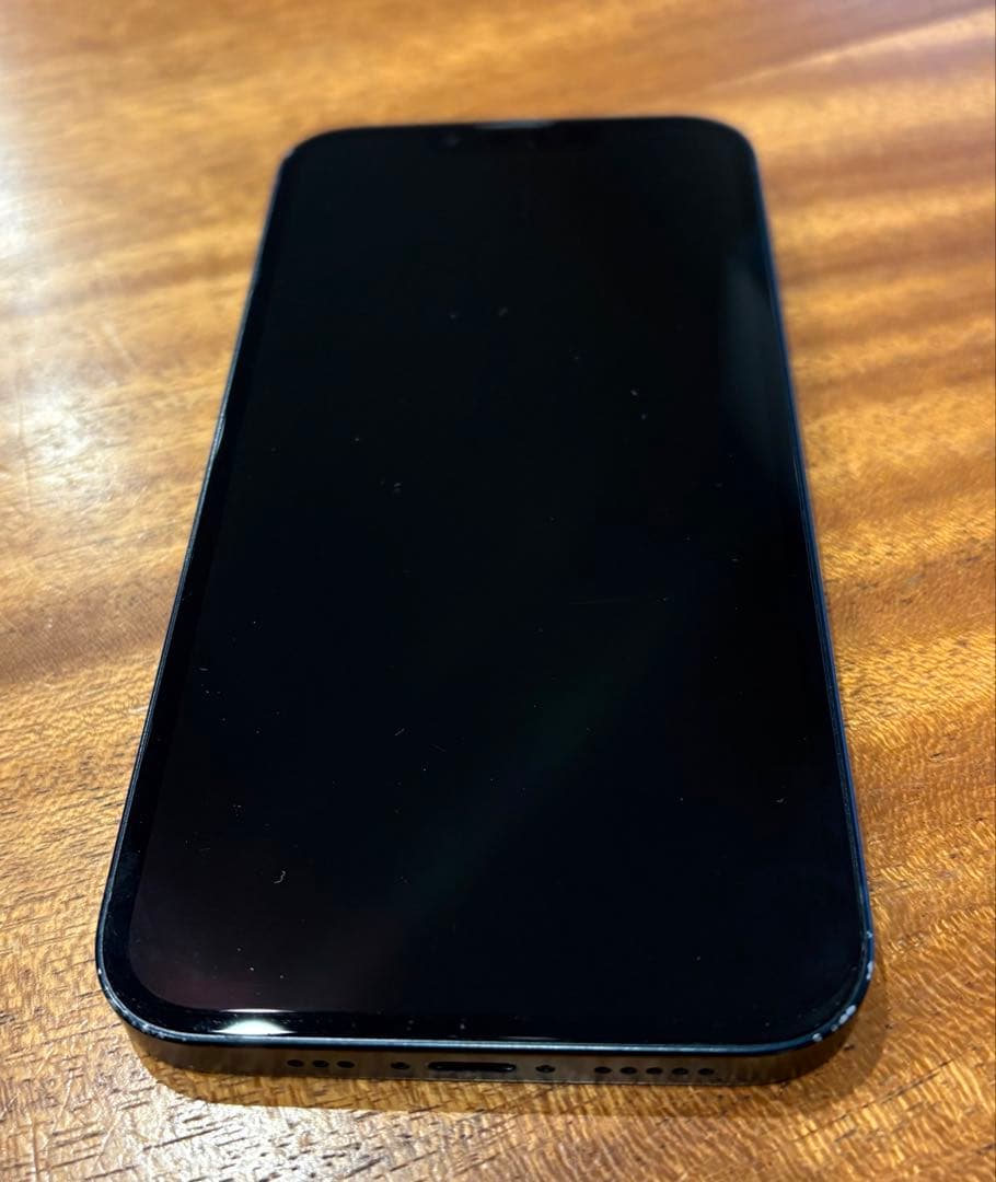 【リンゴ】Apple iPhone 13 ミッドナイト 本体+レザーケース