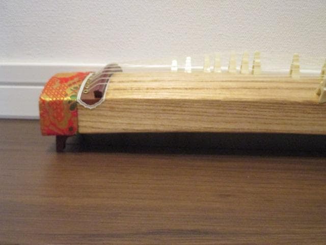 美品　 希少　逸品　ミニ琴　お琴　琴　13弦　和楽器 　弦楽器　箏　短琴　琴柱