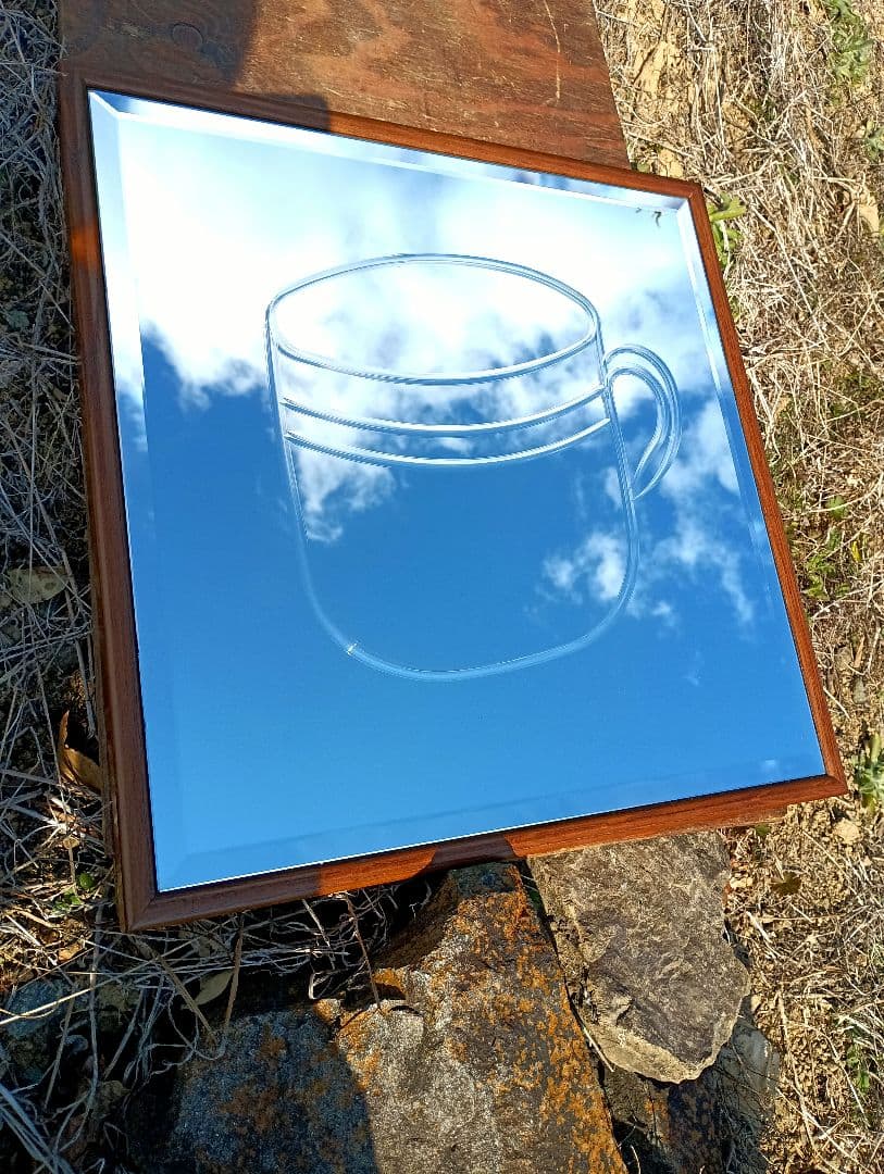 北欧　デザイナーズ　ウォールミラー　カットガラス　コーヒーカップ　モダン　チーク