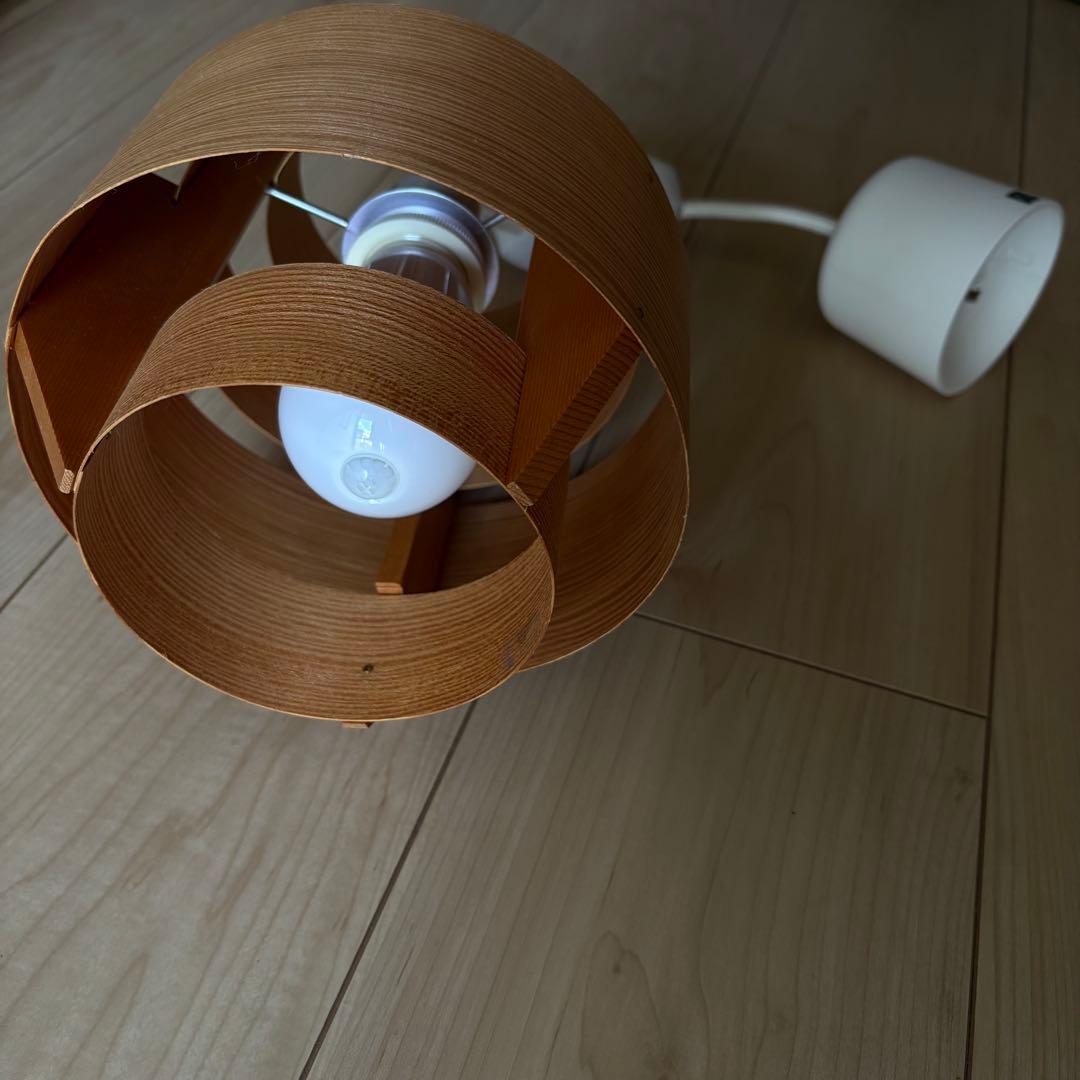 ヤマギワ　ヤコブソンランプ　ペンダントライト　人感センサー電球　コードリール付き