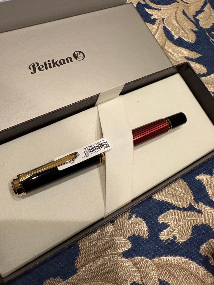 Pelikan 万年筆 赤/黒 新品 箱付き　M400