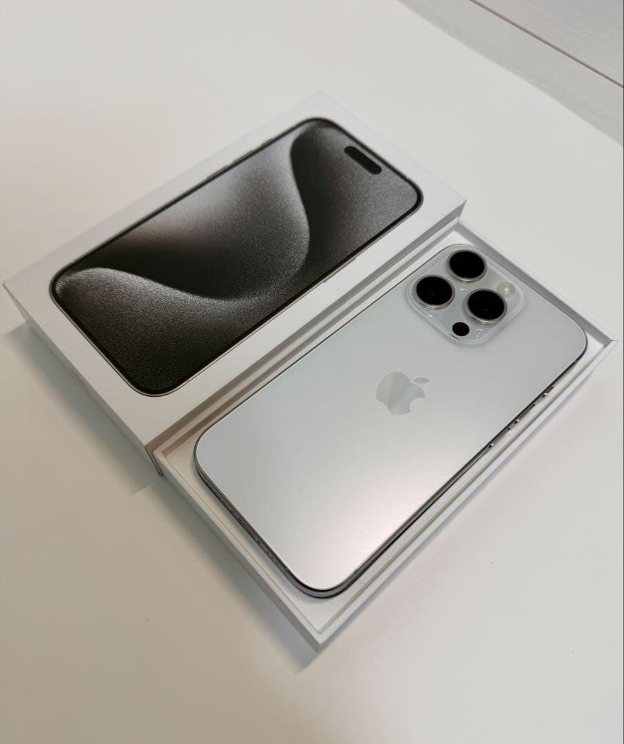 【美品】iPhone 15 Pro 128GB SIMフリー