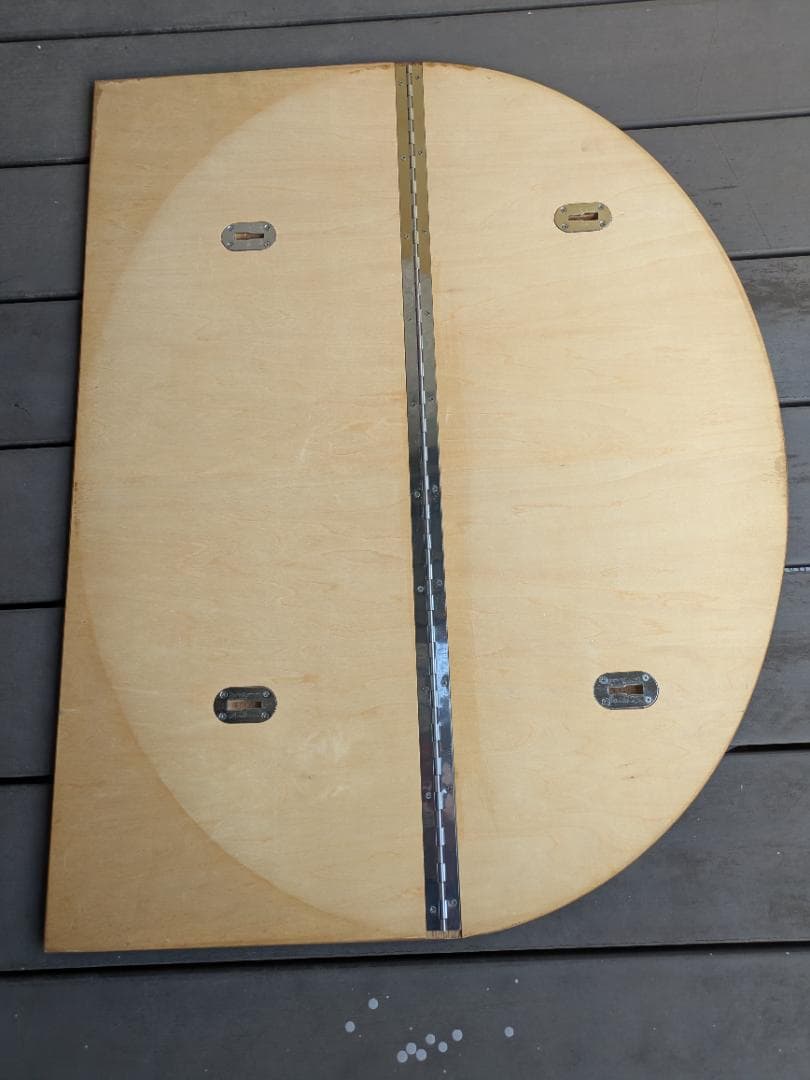 折りたたみテーブル