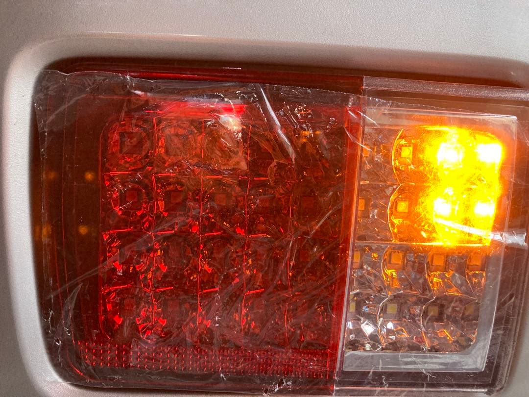 エブリィDA64V／DA17V LED テールランプ　シーケンシャル　新品