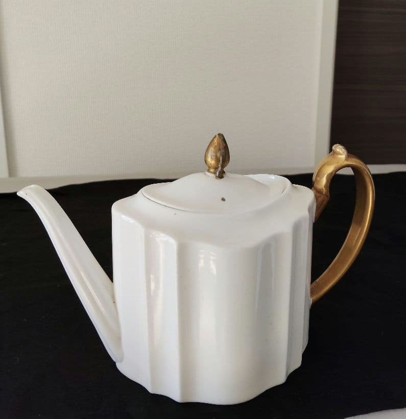 アンティーク（英）スタッフォードシャー wood & sons ウッド＆サンズ