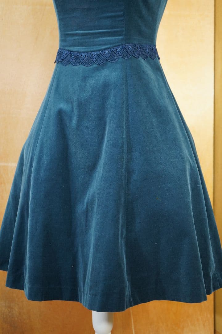 ヴィクトリアンメイデン　別珍パフスリーブドレス　ノベルティ　チョーカーつき