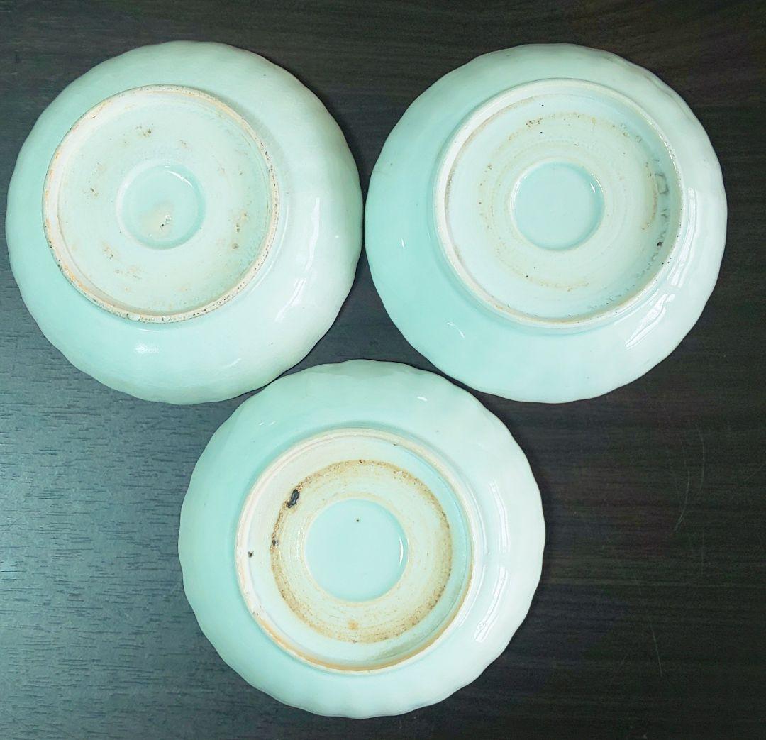 古伊万里 菊花紋 影青のような青白磁 水色なます皿3セット