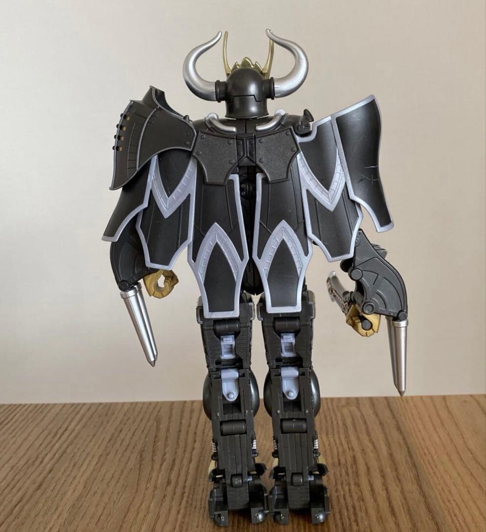 プレミアムバンダイ限定品 烈車戦隊トッキュウジャーシュバルツ専用クライナーロボ