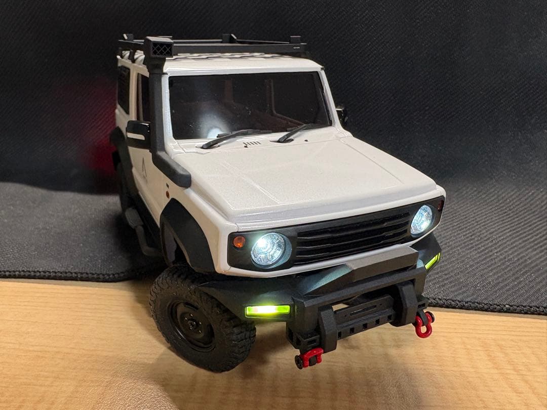 京商　ミニッツ4x4 LEDライト付 サーフからジムニーへ変更