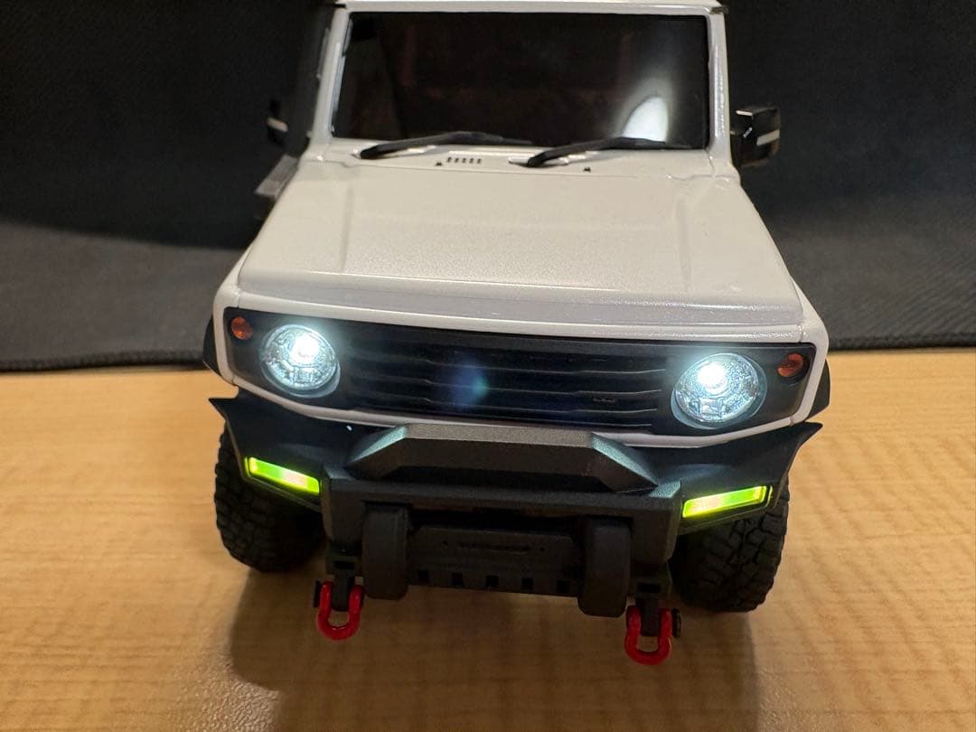 京商　ミニッツ4x4 LEDライト付 サーフからジムニーへ変更