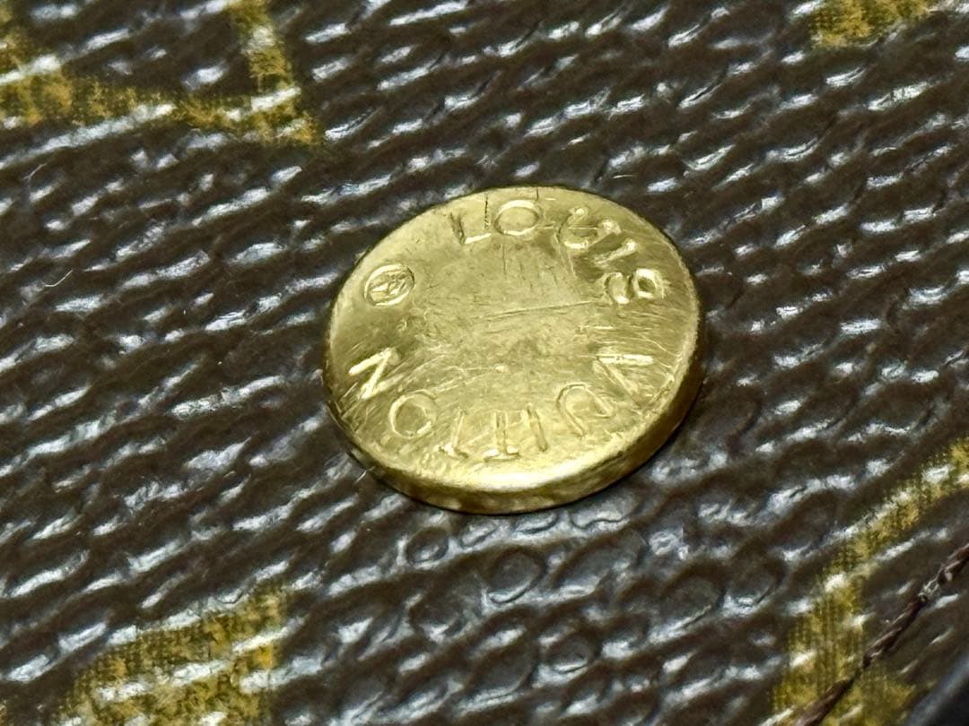 良品！LOUIS VUITTONルイヴィトン　インターナショナル長財布