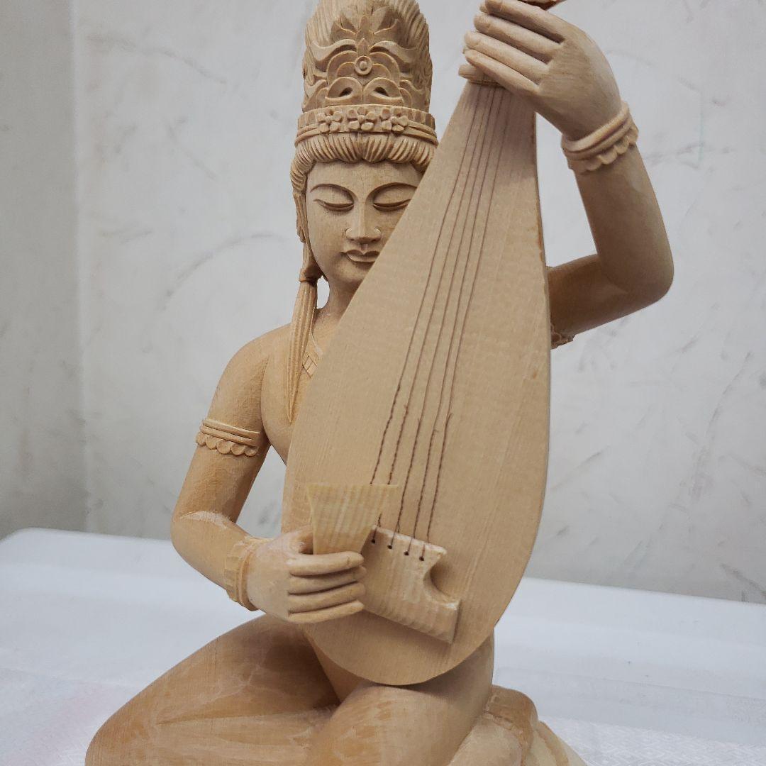 Ｂフライデー蔵出し特価美しい仏像です◆金運ヒバ材 弁財天◆秘部バチ付き２８cm