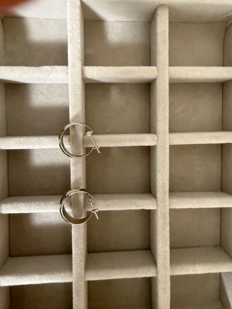 プラチナ　ムーンフープピアス　2g