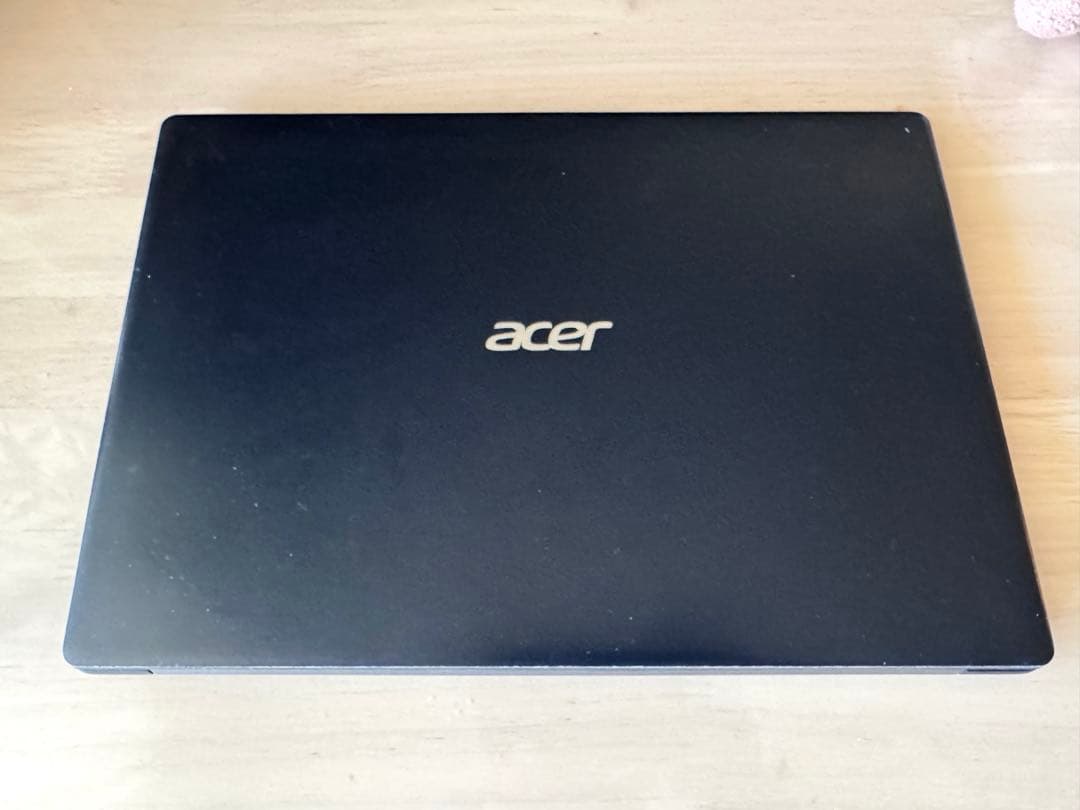 TravelMate 第8世代i5 RAM8G SSD128Gダブル搭載！