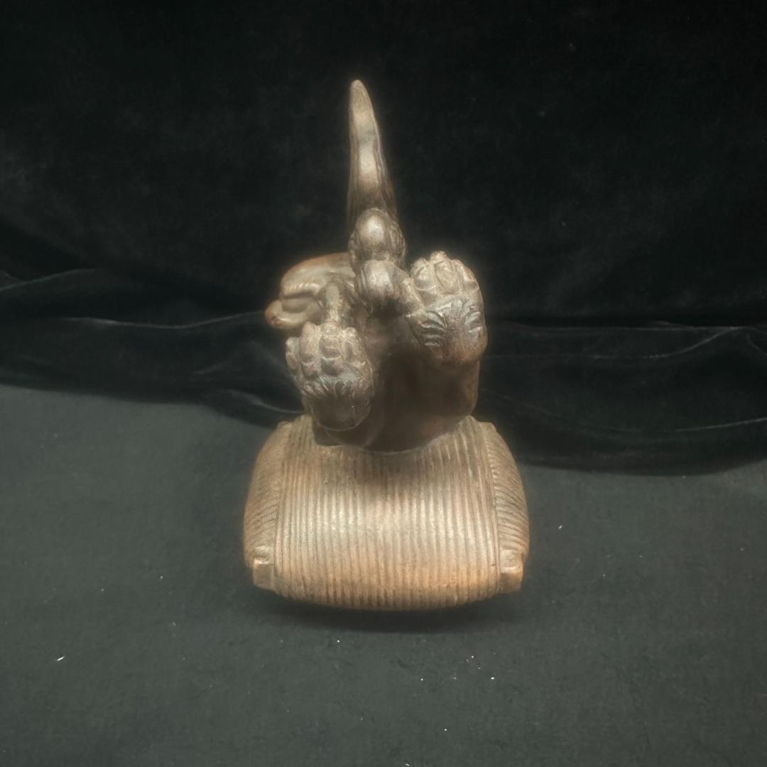 僃前焼　獅子置物陶器