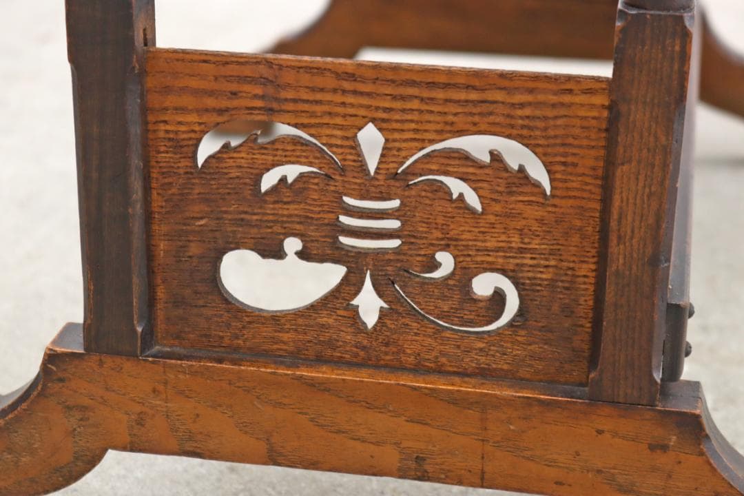 英国 イギリス ヴィンテージ サイドテーブル 花台 展示台 アンティーク