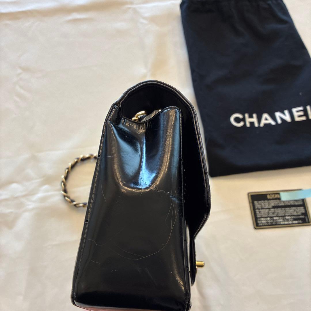 シャネル　パンチングカメリア　パテント　チェーンバッグ