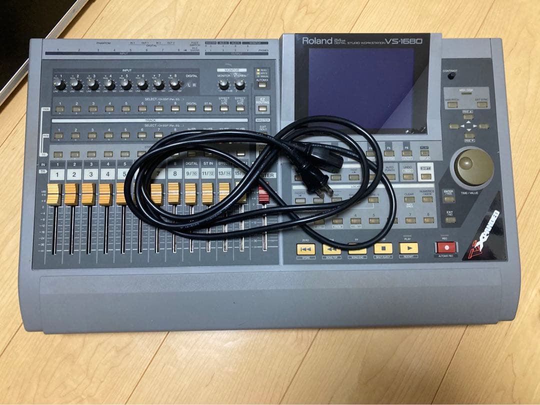 配信機器・PA機器・レコーディング機器 Roland VS-1680 VXpanded