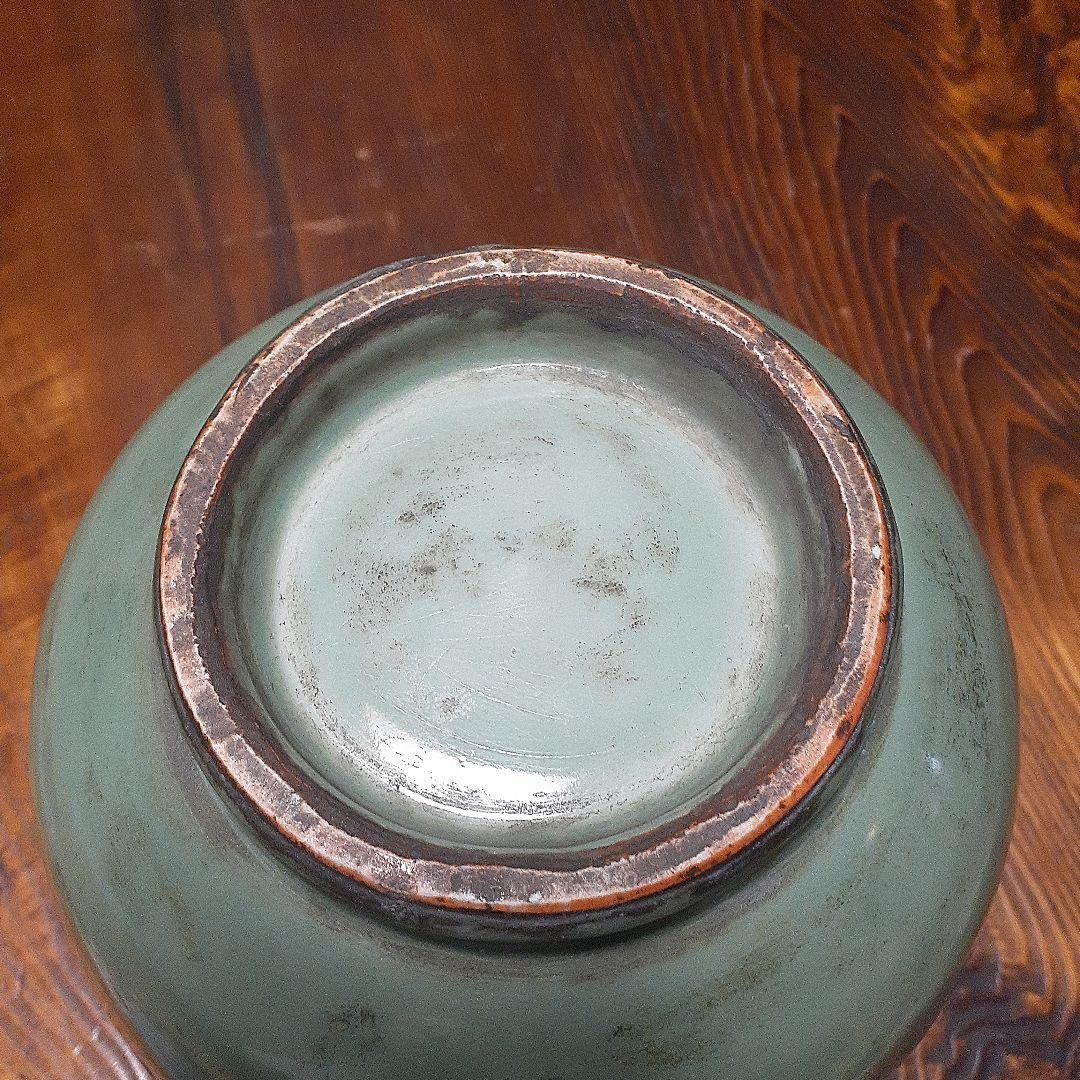 中国元時代龍泉窯浮彫雲龍図大花瓶