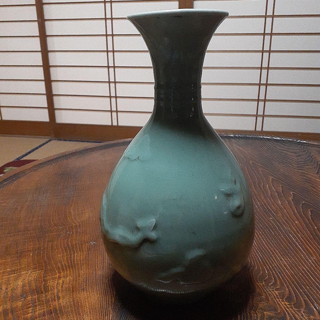 中国元時代龍泉窯浮彫雲龍図大花瓶