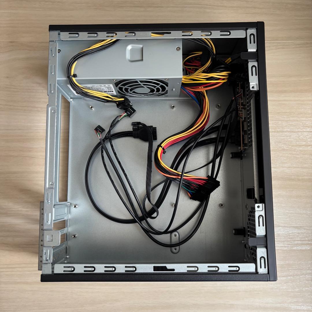 SilverStone MILO11 MicroATXケース 電源付属