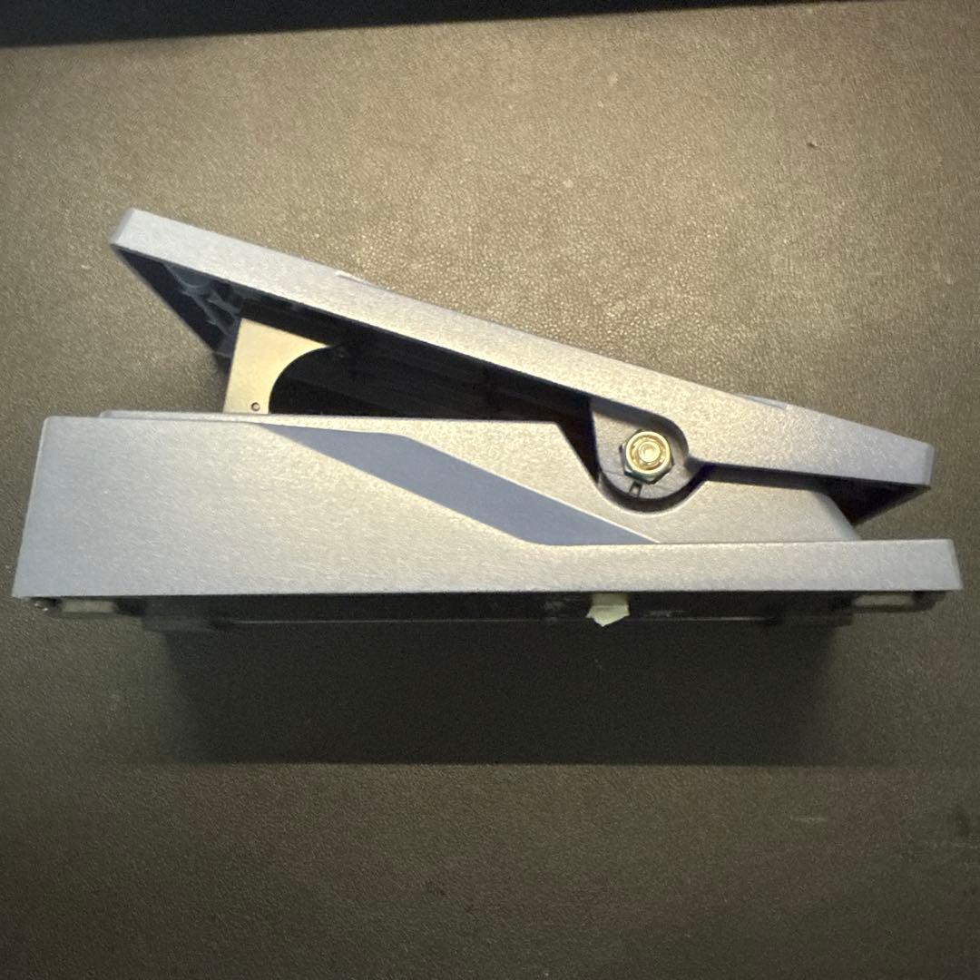 BOSS EV-30 デュアルエクスプレッションペダル（箱なし・本体のみ）