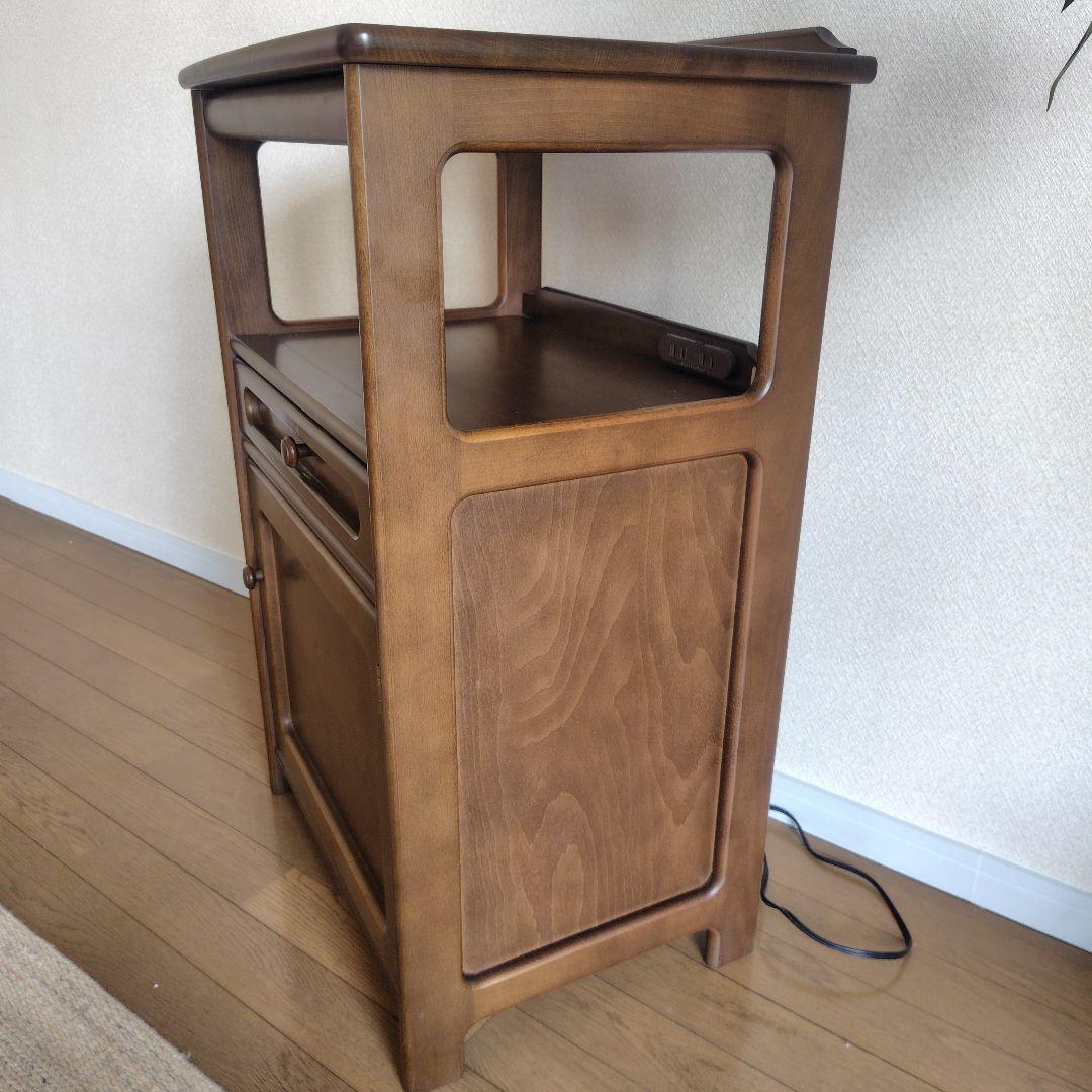 カリモク サイドボード 引き出し 扉付き 2口コンセント