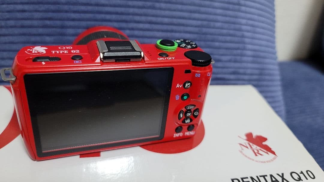 エヴァンゲリオン 惣流・アスカ・ラングレーモデルPENTAX Q10