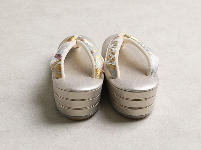 【新品】フォーマル着物用　草履バッグセット 02097