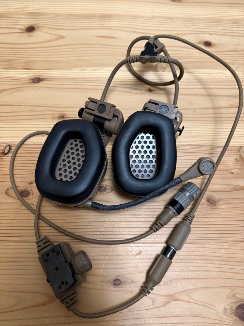 Ops-Coreタイプ RAC タクティカル ヘッドセット TAN