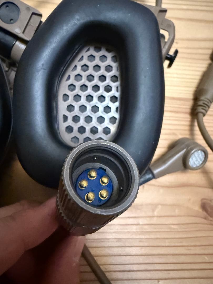 Ops-Coreタイプ RAC タクティカル ヘッドセット TAN