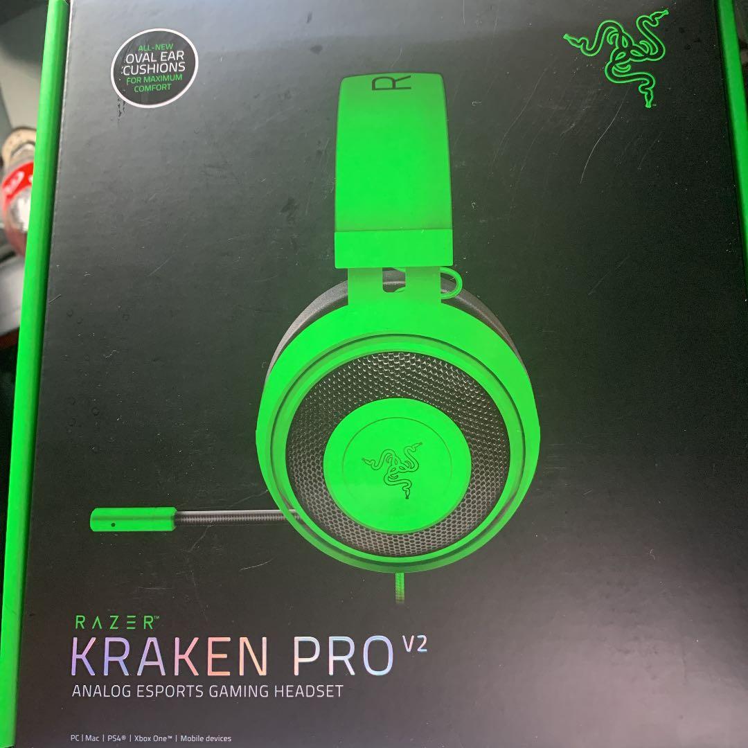 ヘッドホン Razor