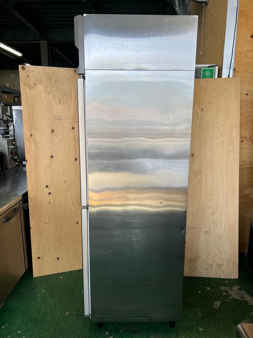 2013年 フクシマ縦型冷蔵庫 610x650x1950