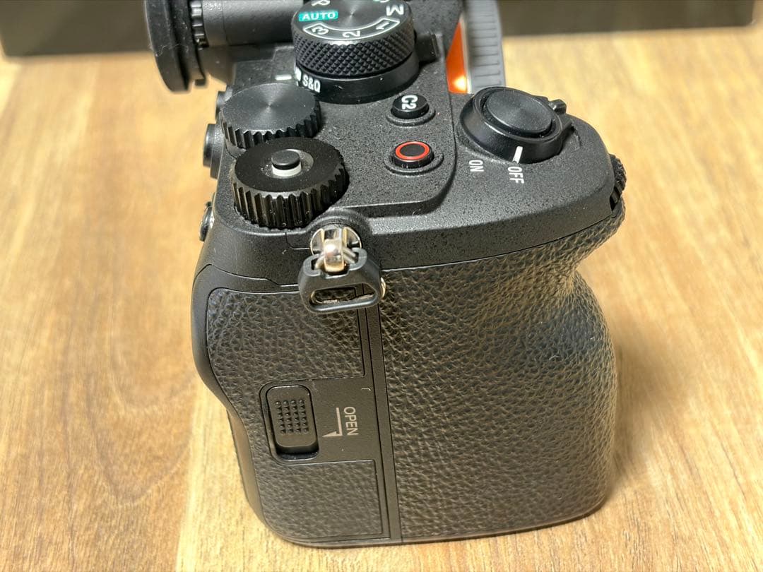 【美品】SONY α7 IV ボディ ILCE-7M4 / 付属品完備