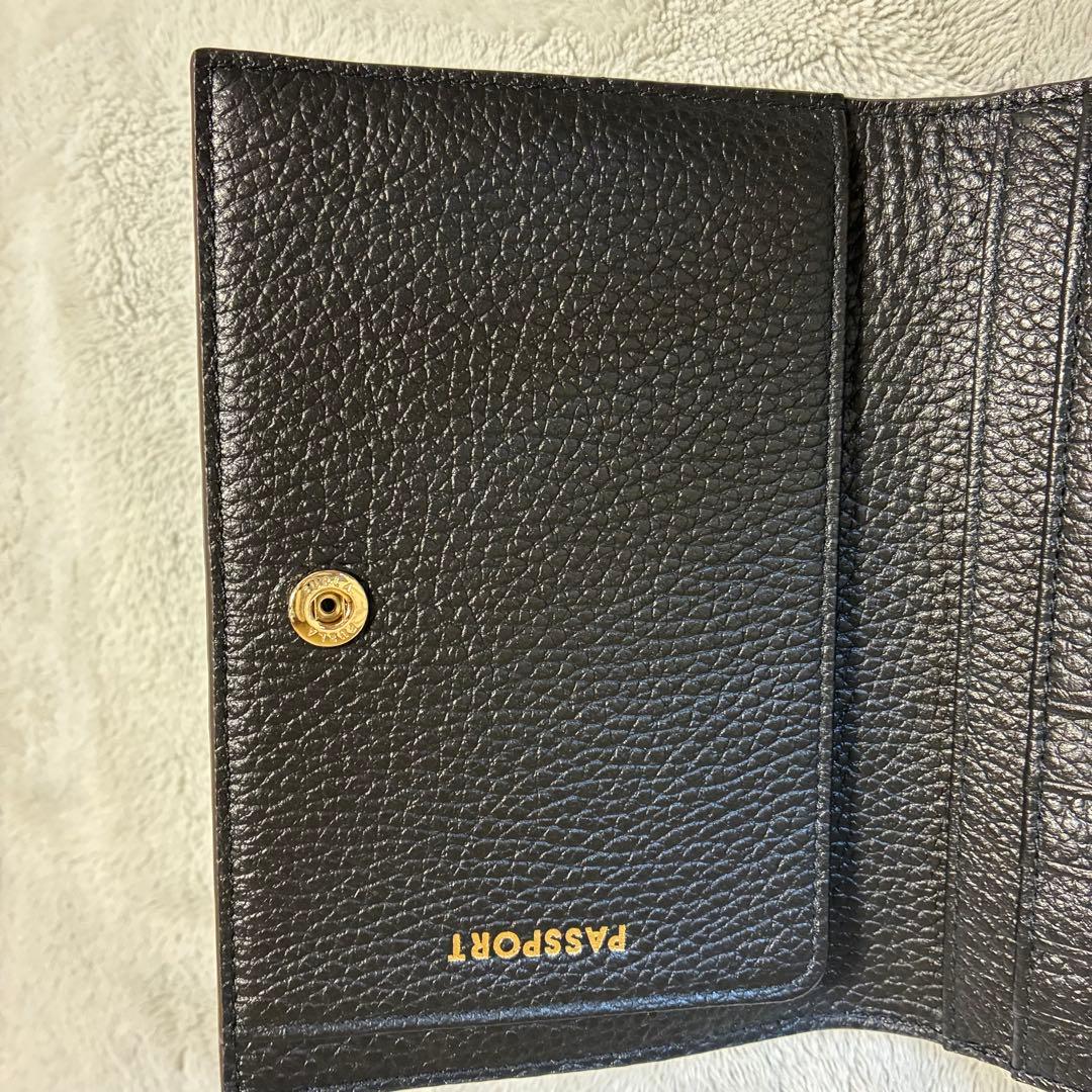 FURLA フルラ パスポートケース