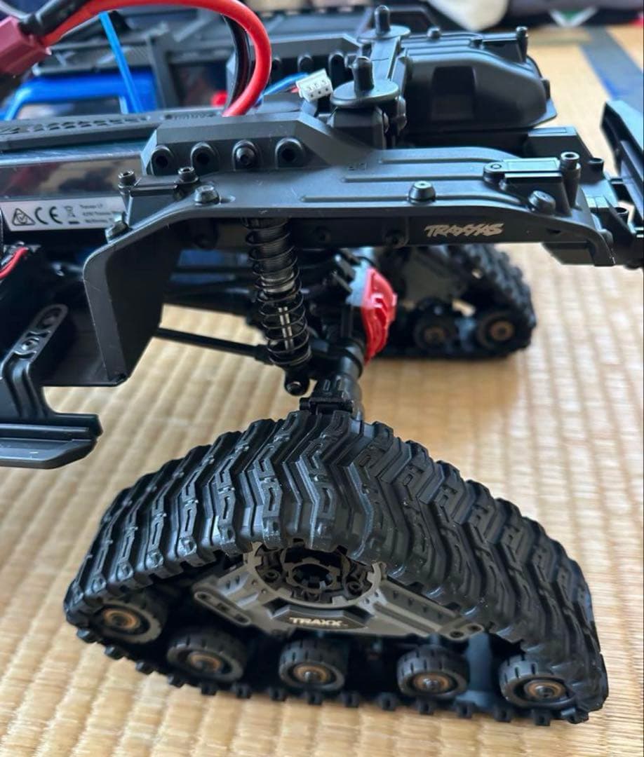 トラクサス　ラジコン
