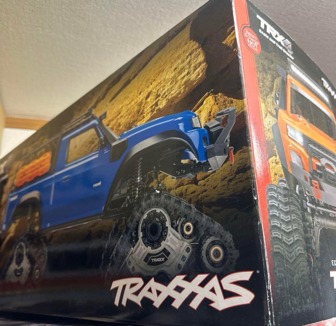 トラクサス　ラジコン