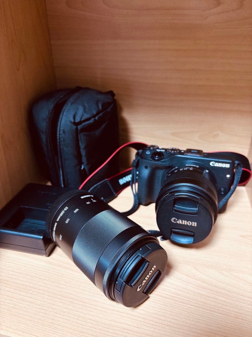 Canon EOS M3ミラーレスカメラ レンズ2本付き（ダブルレンズキット）