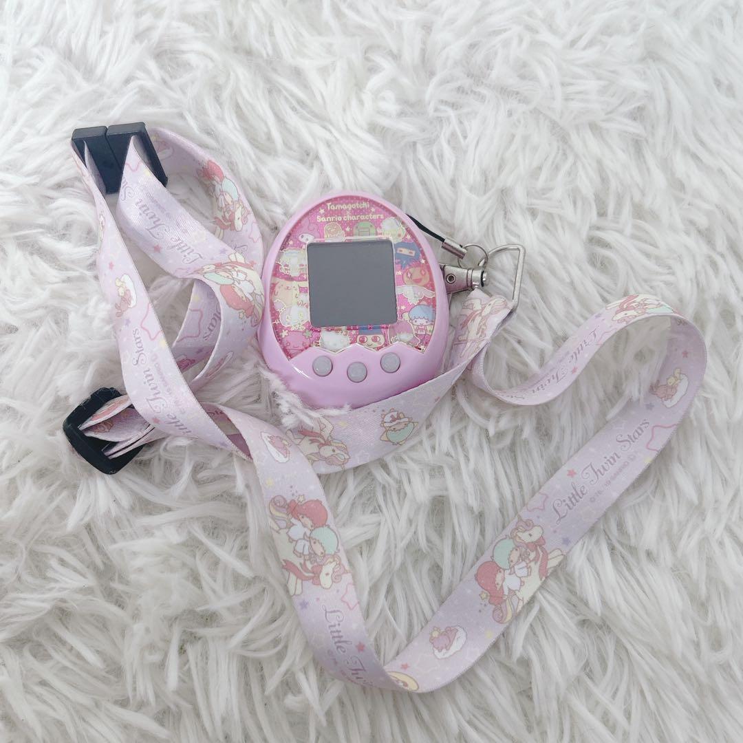 たまごっちみくす　サンリオキャラクターズver. 　ピンク　バンダイ