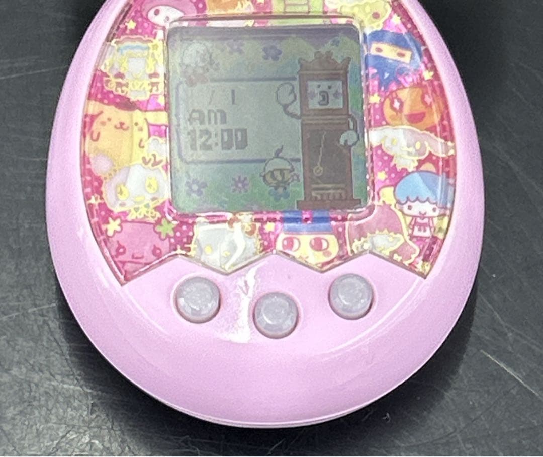 たまごっちみくす　サンリオキャラクターズver. 　ピンク　バンダイ