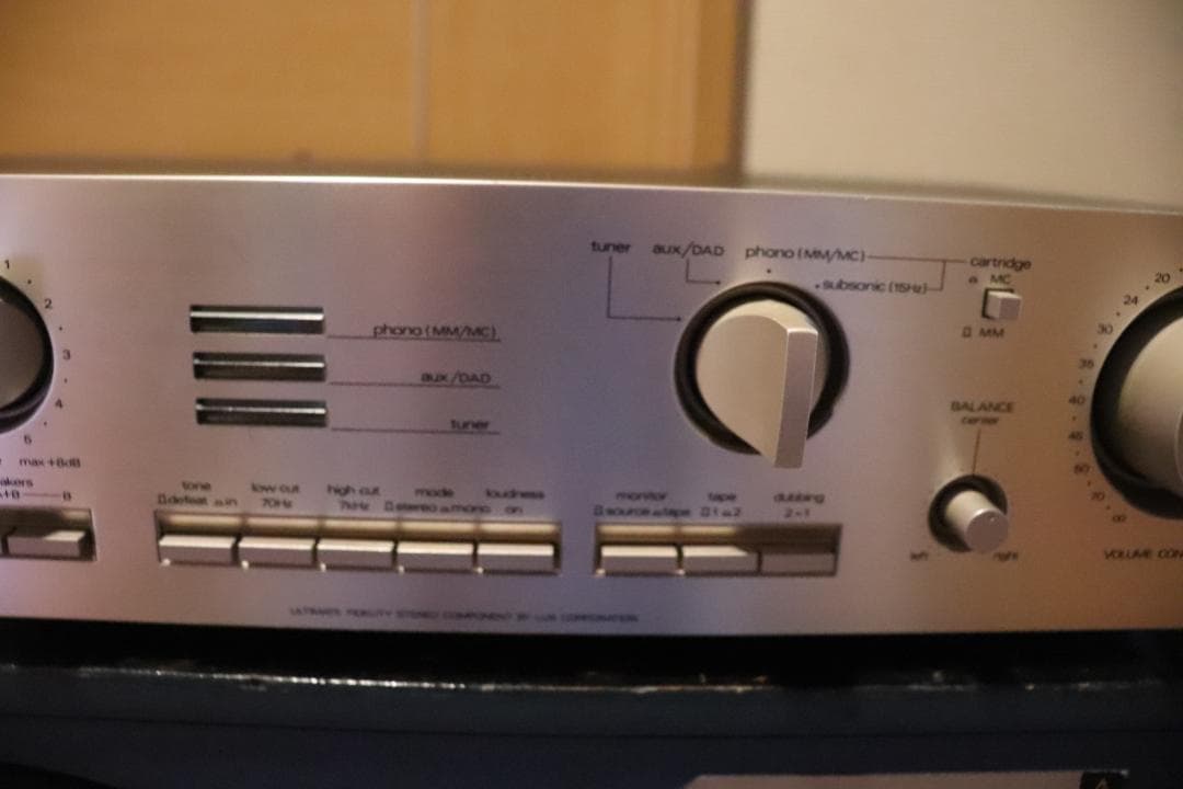 LUXMAN L-400 プリメインアンプ