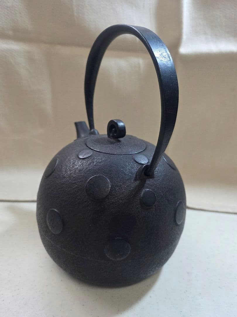 高橋大益　鉄瓶凸玉紋　鉄瓶　■美品■