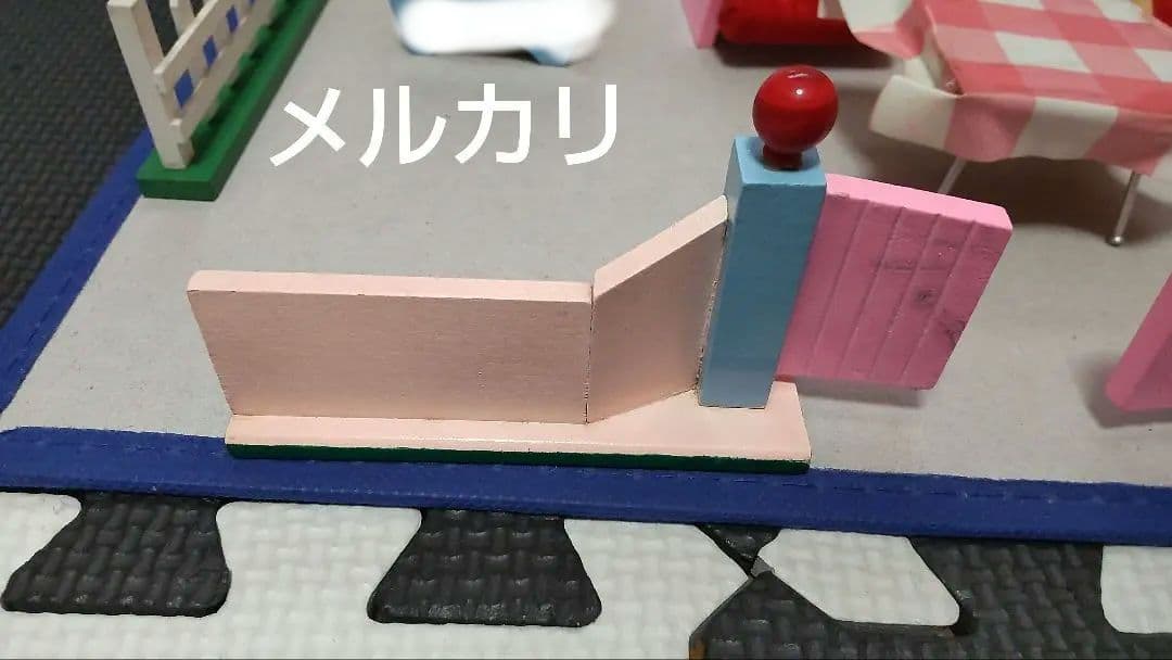 ヘロヘロ人形2体・家具セット