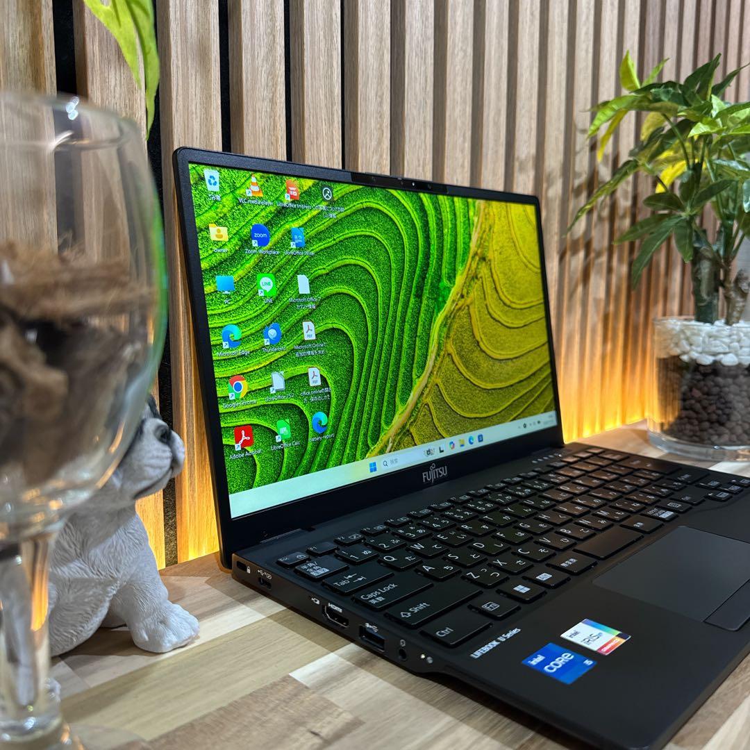 準美品LTEモデル‼️LIFEBOOK☘️第12世代☘FHD☘️最新ノートパソコン