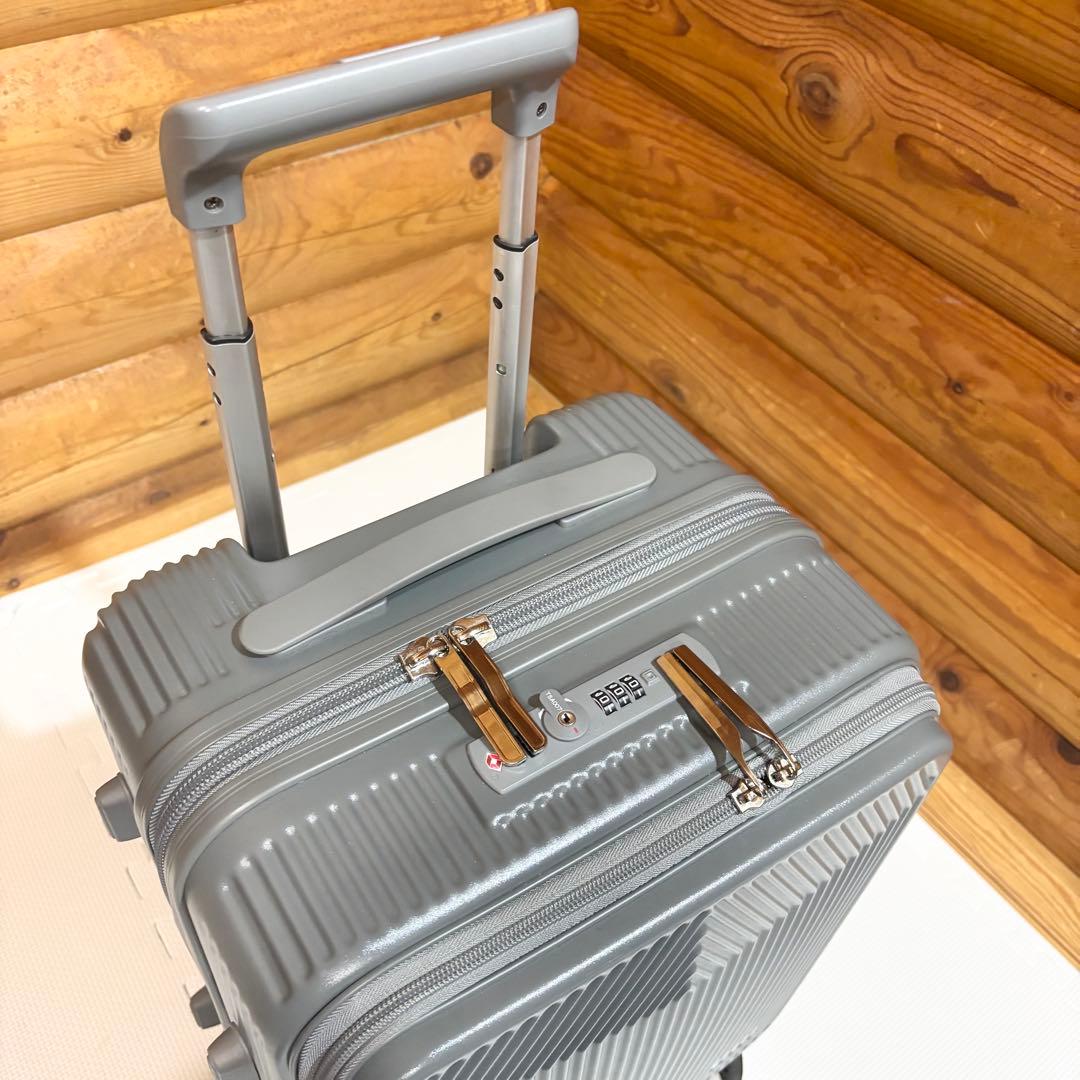 【美品】oltimo オルティモ キャリーケース フロントオープン 38L