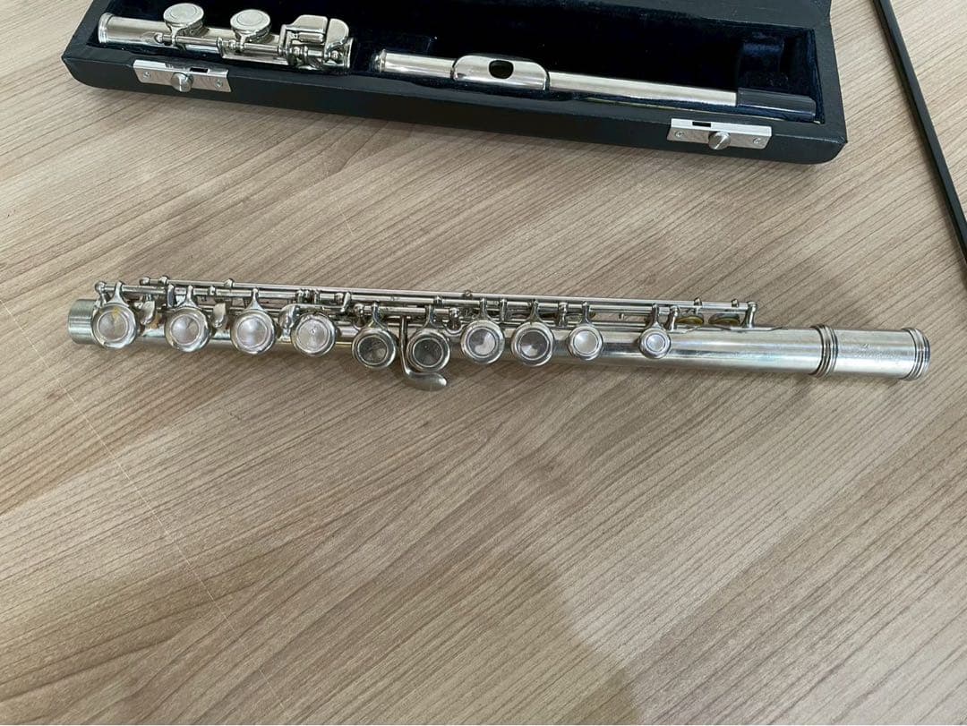 Minerva MFL-200 フルート　ケース付き